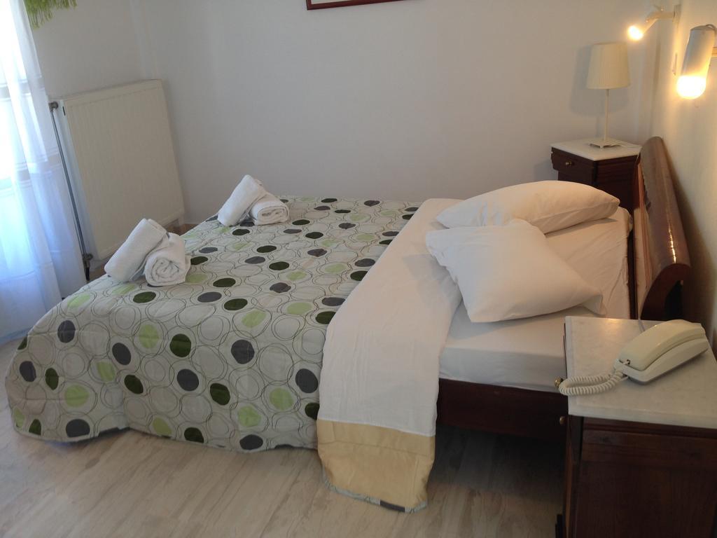Hotel New Haroula Fira  Exterior foto